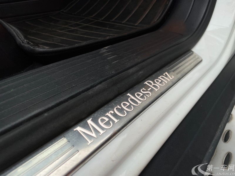 奔驰M级 ML400 [进口] 2015款 3.0T 自动 汽油 豪华型 (欧Ⅳ) 