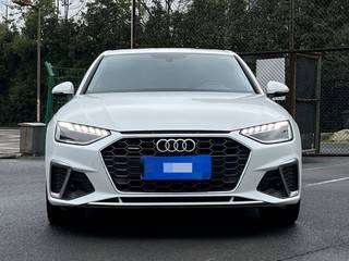 奥迪A4L 40TFSI 2.0T 自动 豪华动感型 