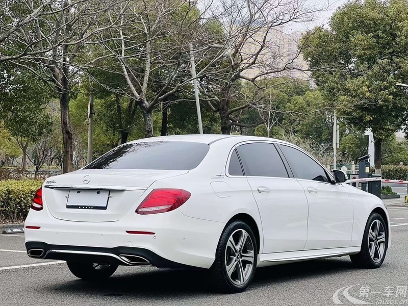 奔驰E级 E260L 2020款 1.5T 自动 汽油 运动型 (国Ⅵ) 