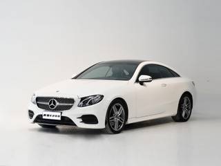 奔驰E级 E300L 2.0T 自动 运动时尚型 