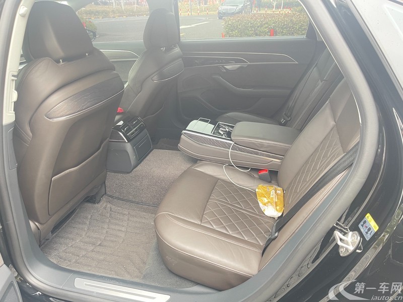 奥迪A8L 50 [进口] 2021款 3.0T 自动 汽油 豪华型 