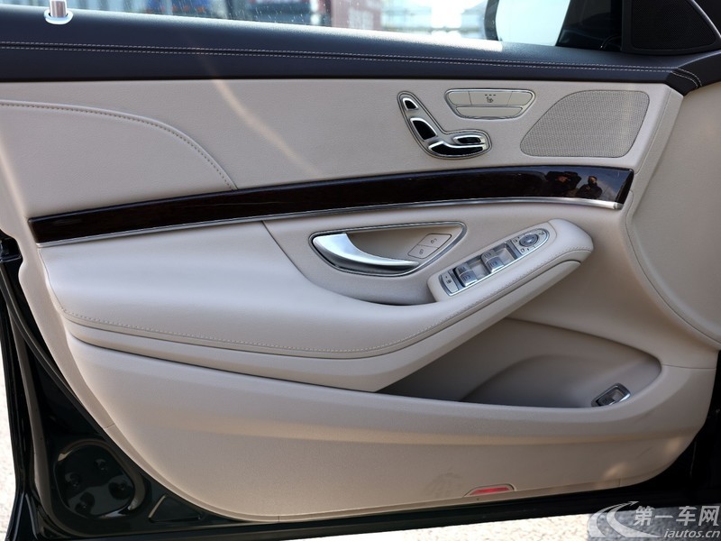 奔驰S级 S320 [进口] 2017款 3.0T 自动 汽油 商务型加长版 