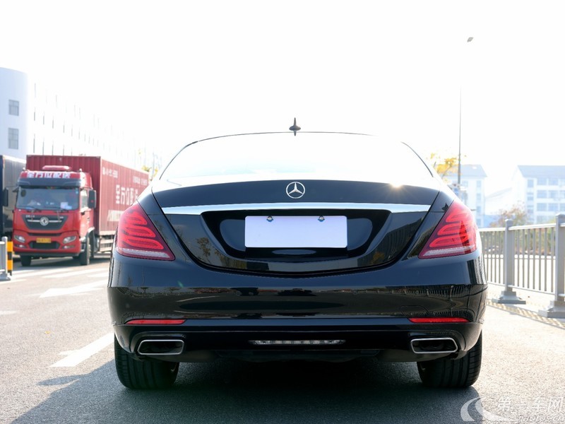 奔驰S级 S320 [进口] 2017款 3.0T 自动 汽油 商务型加长版 