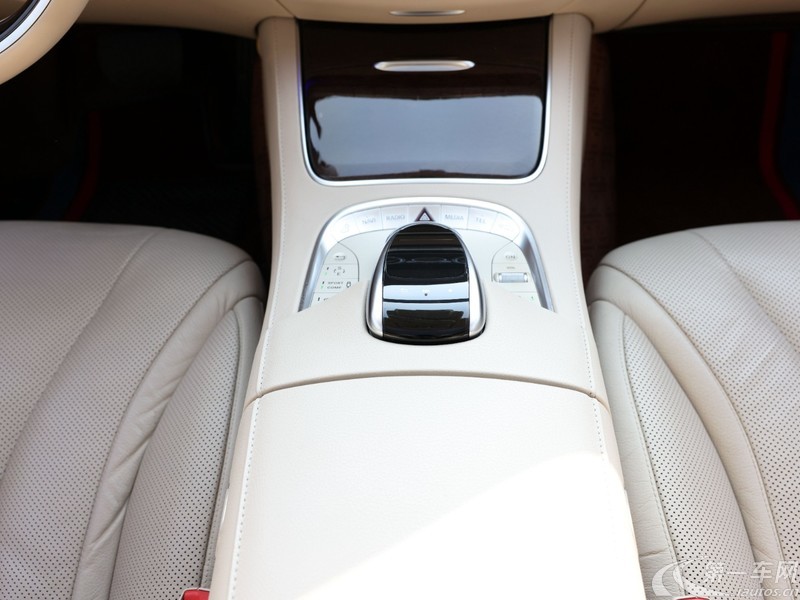奔驰S级 S320 [进口] 2017款 3.0T 自动 汽油 商务型加长版 