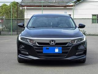 本田雅阁 260TURBO 1.5T 自动 精英版 
