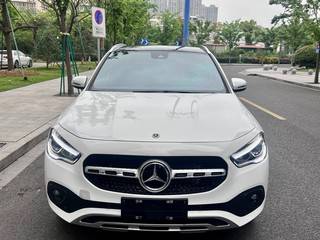奔驰GLA 220 2.0T 自动 