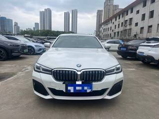 宝马5系 525Li 2.0T 自动 M运动套装 