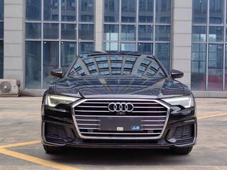 奥迪A6L 45TFSI 2.0T 自动 臻选动感型 