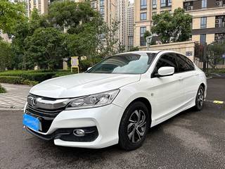 雅阁 2.0L 精英版 