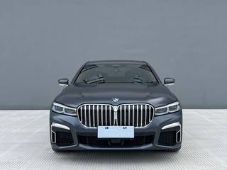 宝马7系 740Li 3.0T 自动 行政型M运动套装 