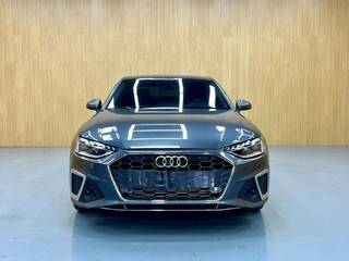 奥迪A4L 40TFSI 2.0T 自动 时尚动感型 