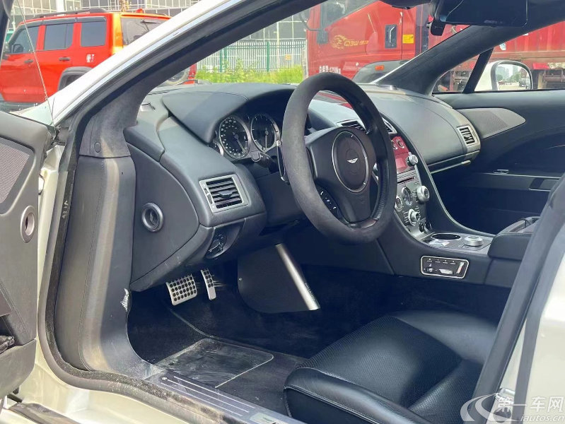 阿斯顿马丁Rapide 2010款 6.0L 自动 后驱 
