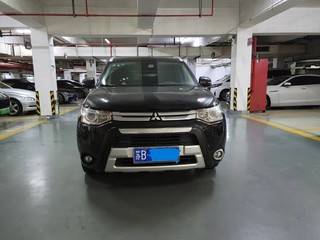 2014款 2.4L 自动 5座 豪华超值版 