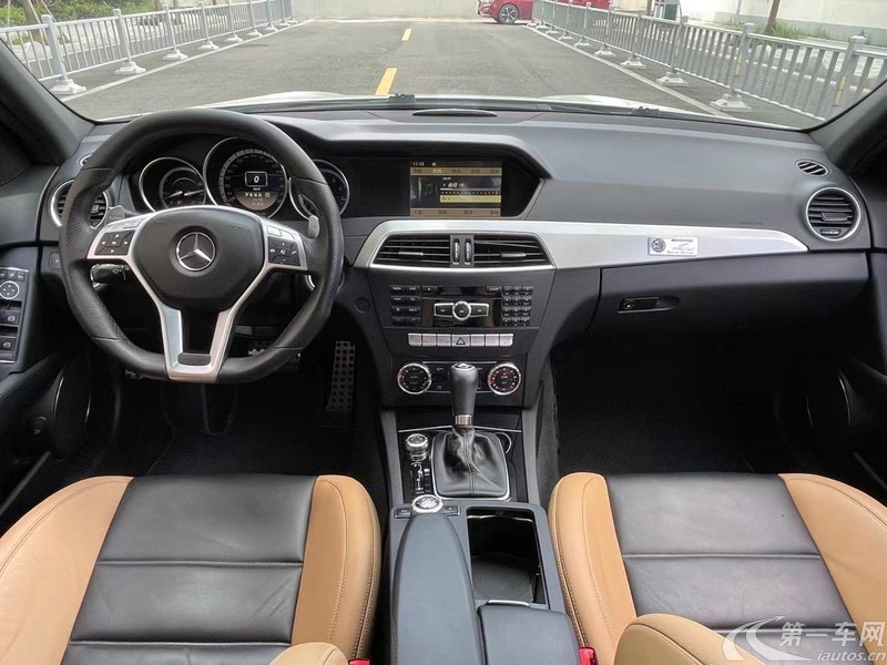 奔驰C63 [进口] 2012款 6.2L 自动 四门轿车动感型 