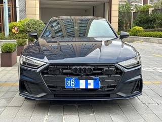 奥迪A7掀背 3.0T quattro尊享型 