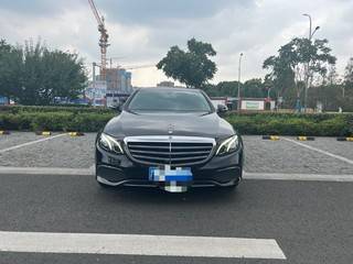 奔驰E级 E300L 豪华型 