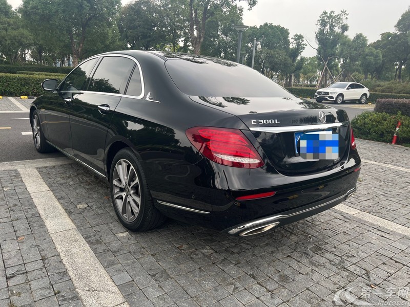 奔驰E级 E300L 2017款 2.0T 自动 汽油 豪华型 (国Ⅴ) 