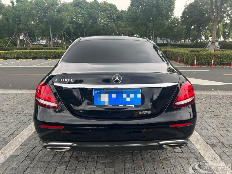 奔驰E级 E300L 2017款 2.0T 自动 汽油 豪华型 (国Ⅴ) 