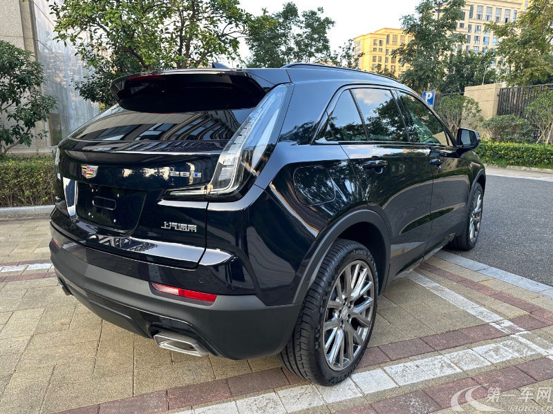 凯迪拉克XT4 2023款 2.0T 自动 四驱 28T铂金型 (国Ⅵ) 