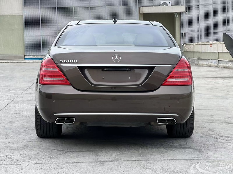 奔驰S级 S600 [进口] 2010款 5.5T 自动 汽油 加长版 