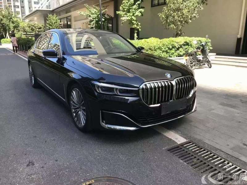 宝马7系 740Li [进口] 2019款 3.0T 自动 汽油 尊享型豪华套装 