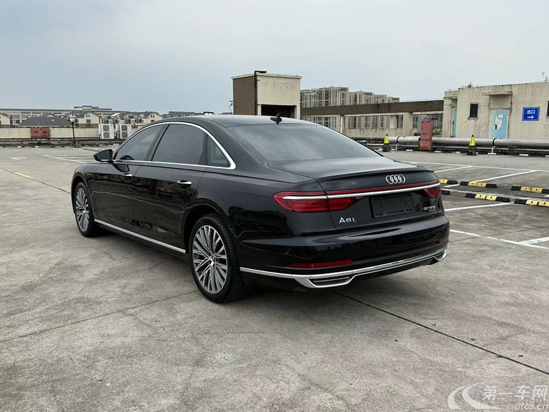 奥迪A8L 50 [进口] 2019款 3.0T 自动 汽油 PLus豪华型 