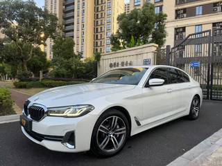 宝马5系 530Li 2.0T 自动 改款领先型豪华套装 