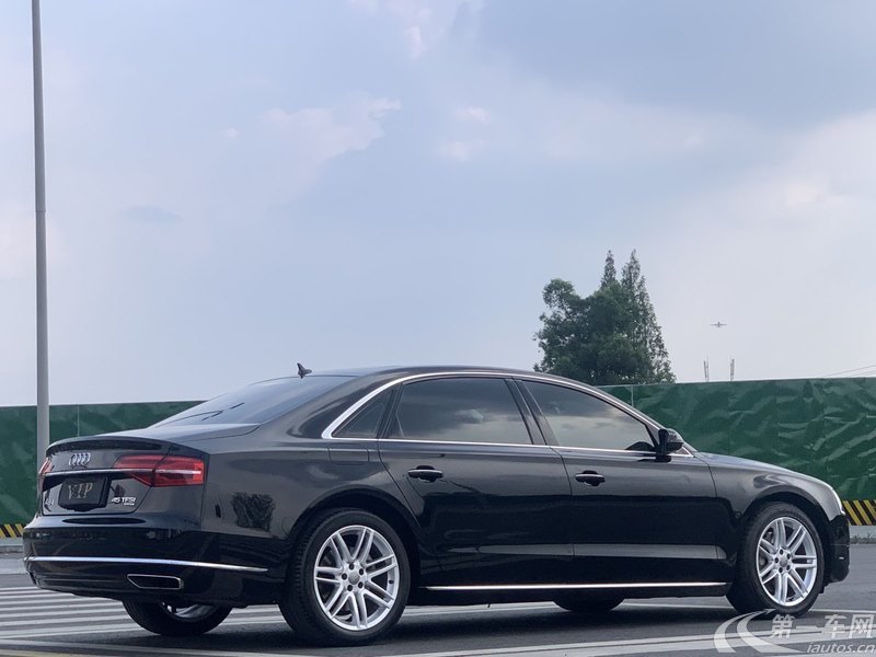 奥迪A8L 45TFSI [进口] 2016款 3.0T 自动 汽油 豪华型 