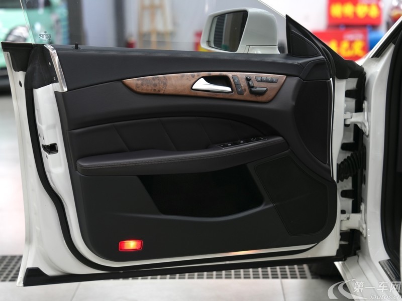 奔驰CLS级 CLS300 [进口] 2012款 3.5L 自动 