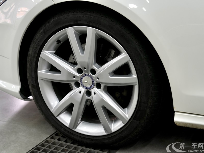奔驰CLS级 CLS300 [进口] 2012款 3.5L 自动 