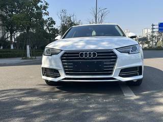 奥迪A4L 30TFSI 1.4T 自动 30周年进取型 