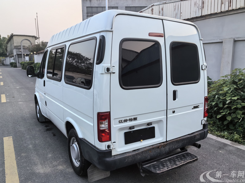 江铃特顺 2020款 2.8T 手动 商务型短轴中顶 (国Ⅴ) 