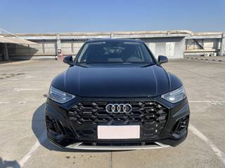 奥迪Q5L 40TFSI 2.0T 自动 豪华动感型 