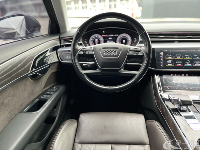 奥迪A8L 50 [进口] 2019款 3.0T 自动 汽油 PLus舒适型改款 