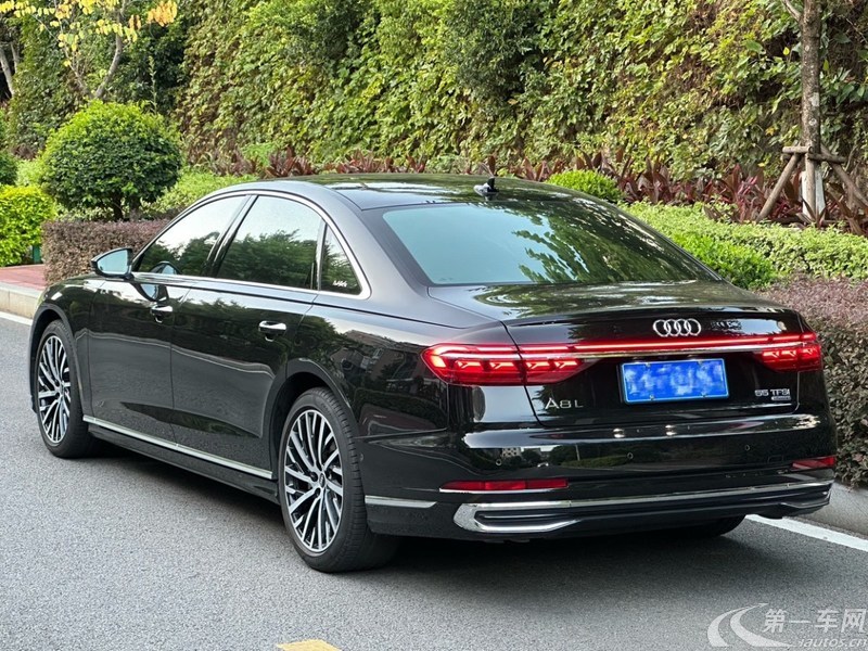 奥迪A8L 55 [进口] 2023款 3.0T 自动 汽油 旗舰型 