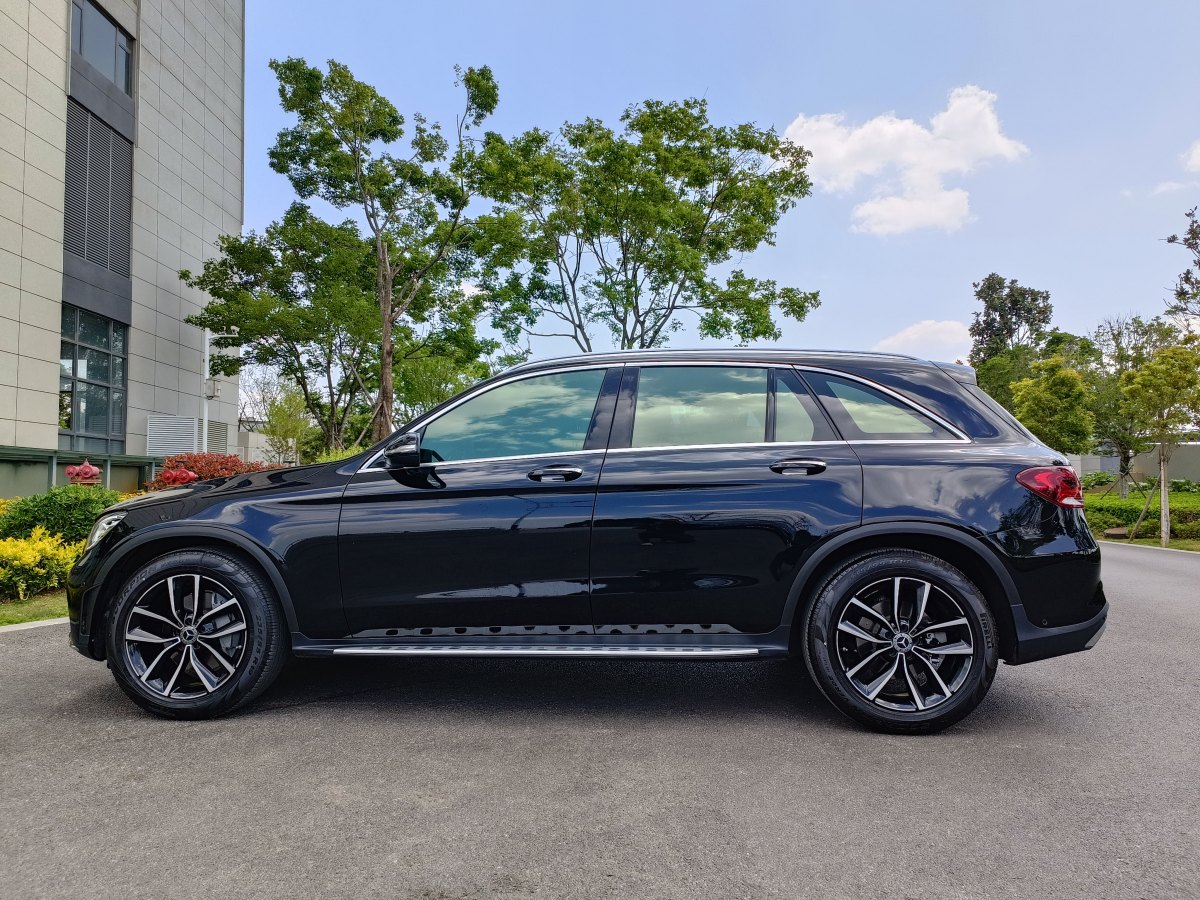 奔驰GLC GLC300L 2020款 2.0T 自动 4MATIC动感型 价格0万 