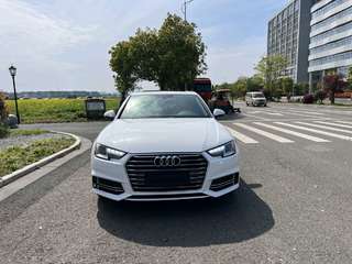 奥迪A4L 40TFSI 2.0T 自动 进取型 