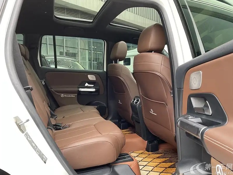 奔驰GLB GLB200 2020款 1.3T 自动 改款时尚型 (国Ⅵ) 