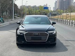 奥迪A6L 45TFSI 2.0T 自动 臻选致雅型 