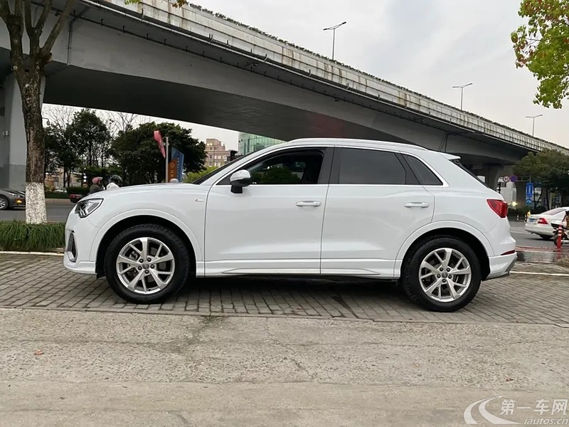 奥迪Q3 35TFSI 2019款 1.4T 自动 前驱 进取动感型 (国Ⅴ) 