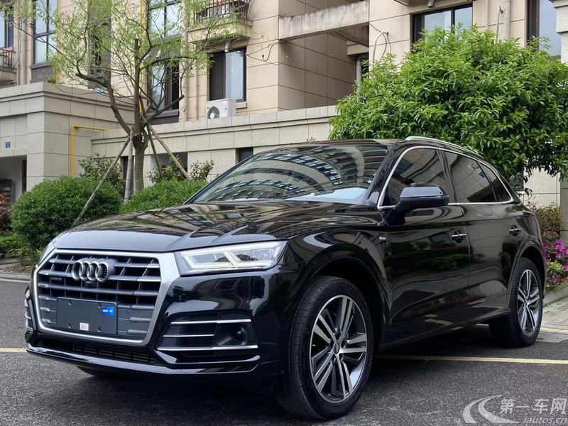 奥迪Q5L 40TFSI 2020款 2.0T 自动 荣享时尚型 (国Ⅵ) 