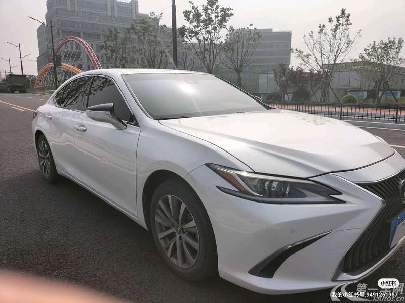 雷克萨斯ES 200 [进口] 2020款 2.0L 自动 卓越版 