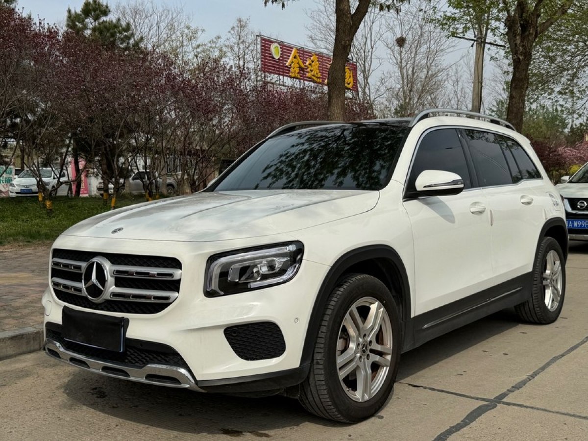 奔驰GLB GLB200 2023款 1.3T 自动 改款时尚型 价格0万 