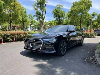 奥迪A6L 45TFSI 2.0T 自动 臻选致雅型 