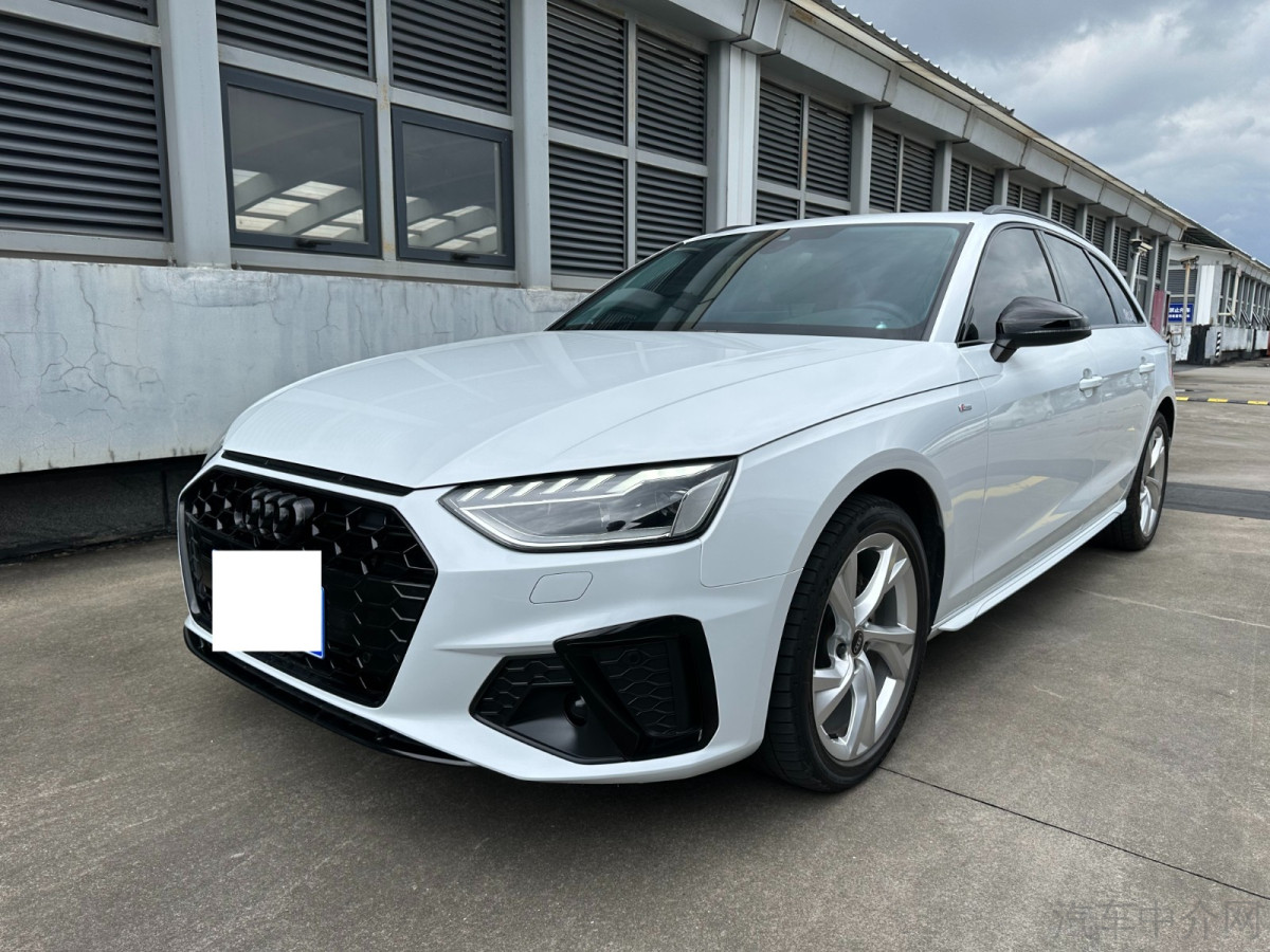 奥迪A4旅行 [进口] 2023款 2.0T 自动 时尚动感型价格0万 