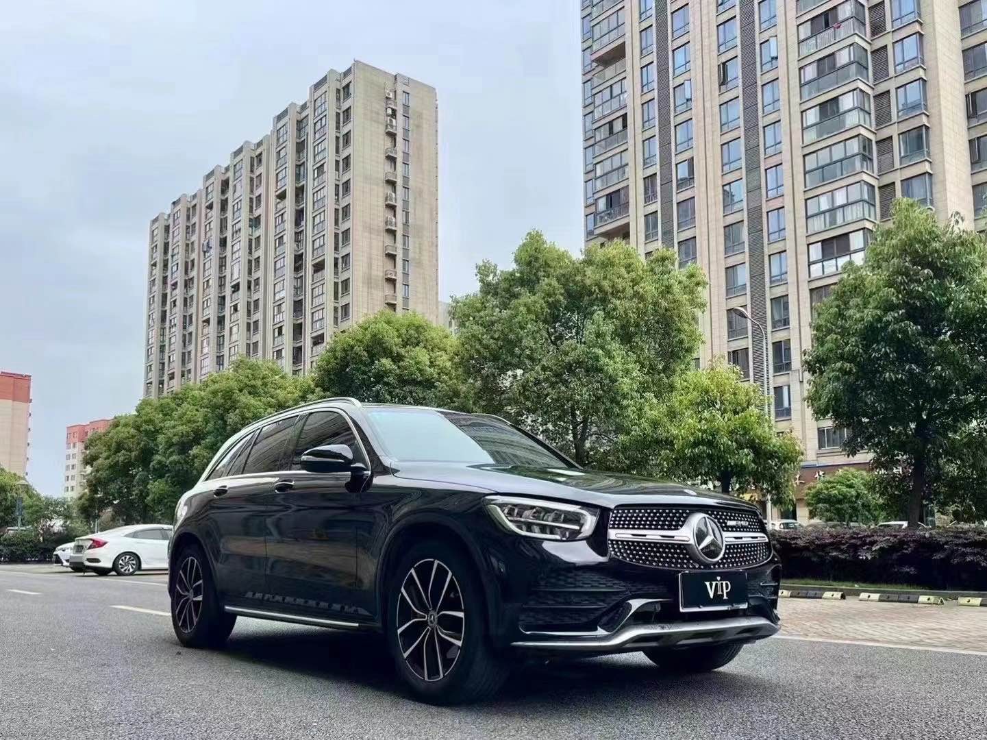 奔驰GLC GLC300L 2020款 2.0T 自动 4MATIC动感型改款 价格0万 