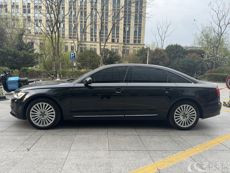 奥迪A6L 30FSI 2014款 2.5L 自动 豪华型 (国Ⅳ) 