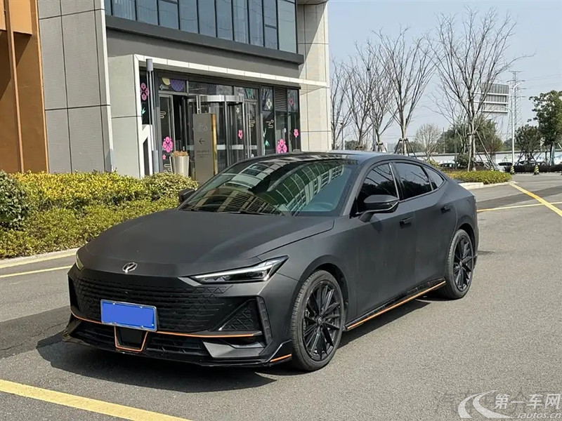 【平顶山二手长安UNI-V】长安UNI-V 2023款 1.5T 自动 运动版