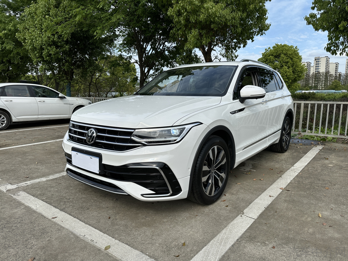 大众途观L R二手车 二手Line 2022款 2.0T 自动 旗舰版 价格0万 