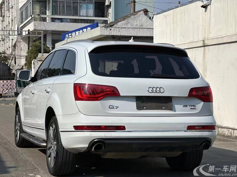 奥迪Q7 35 [进口] 2015款 3.0T 自动 进取型 